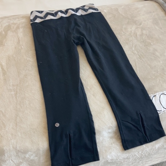 ❌❎ not for sale❎❌ 3pair of yogapants and Capri! Free gift 🎁 - Picture 8 of 11